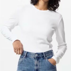 Make offer! SO Classic ribbed White Long Sleeve Crew Neck Top Large